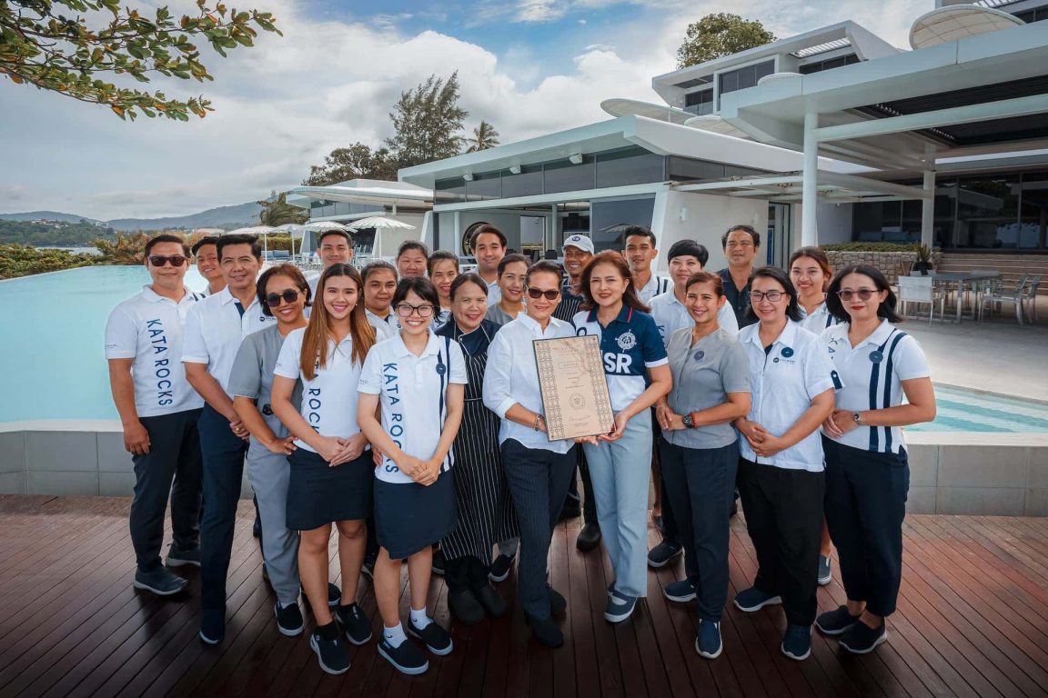 kata-rocks-hotel-staff-with-haute-grandeur-award-2025